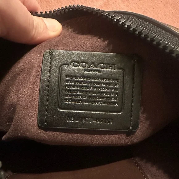 Coach large wristlet - Picture 3 of 5